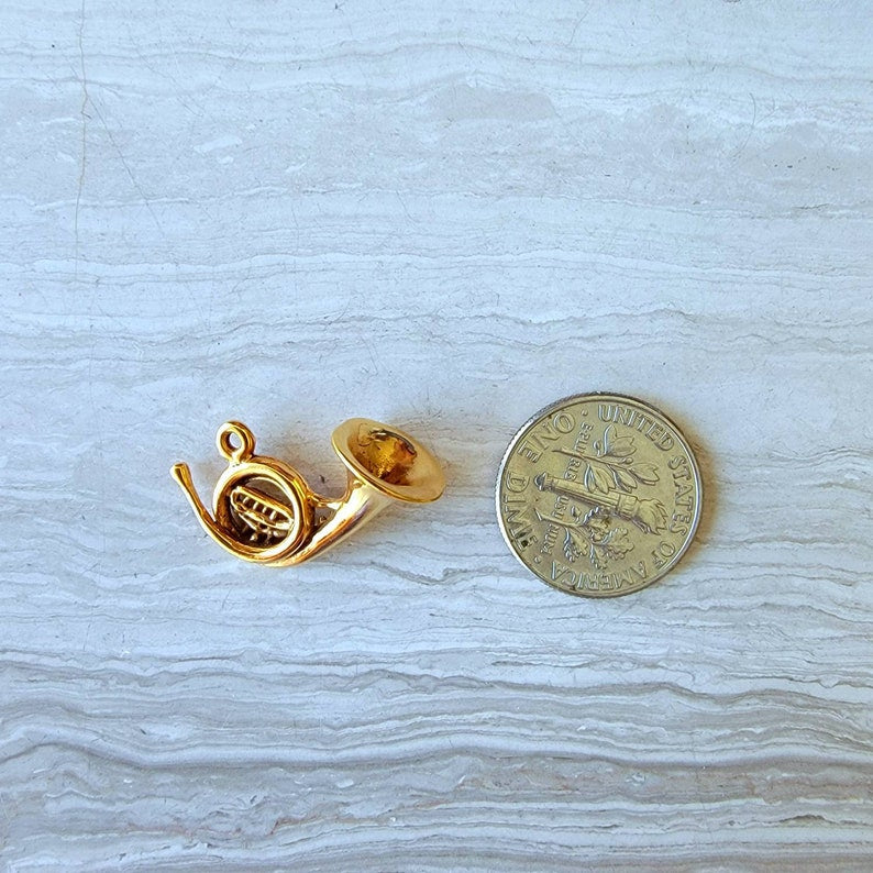 Gold french horn charm pendant