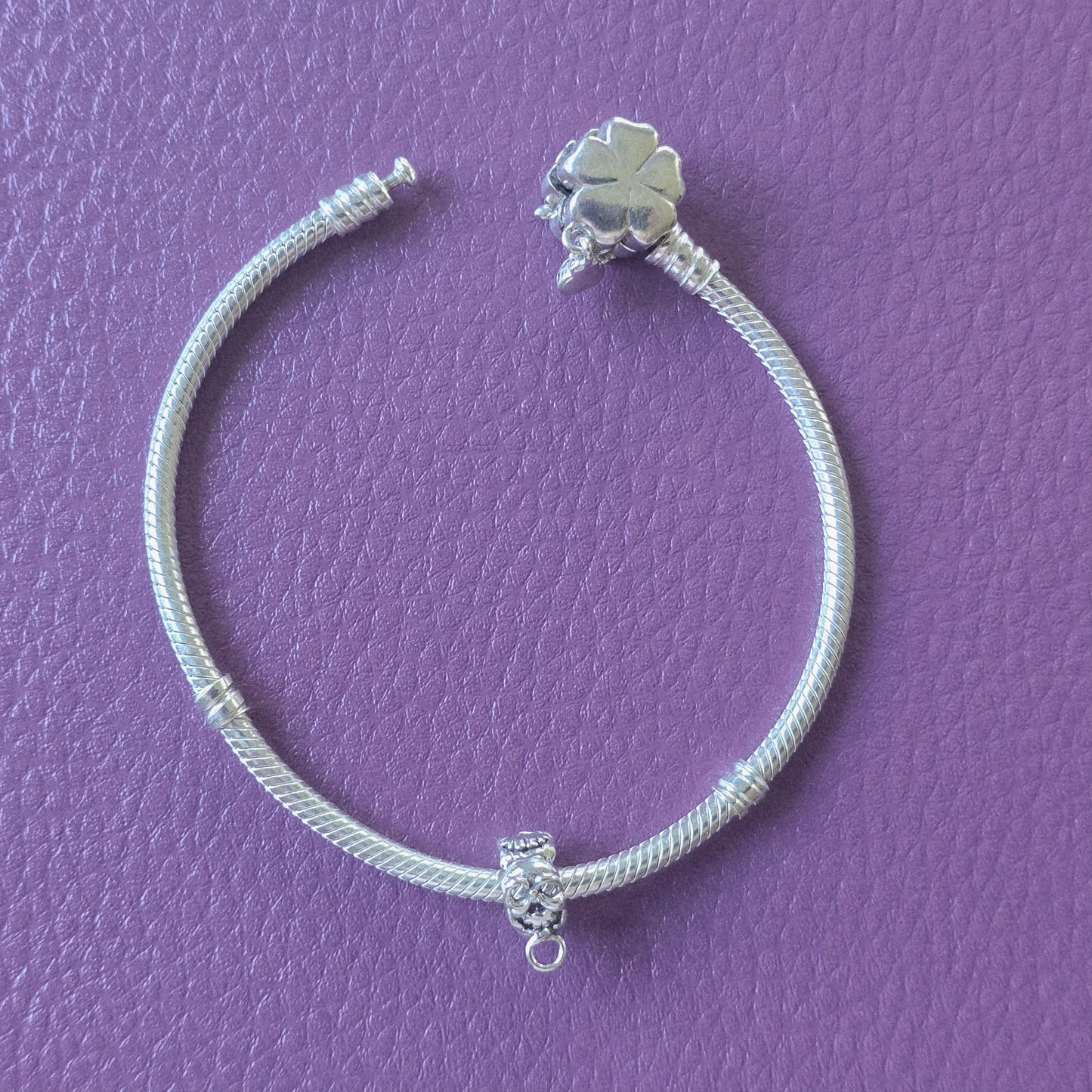 Silver skull charm holder compatible with Pandora bracelets