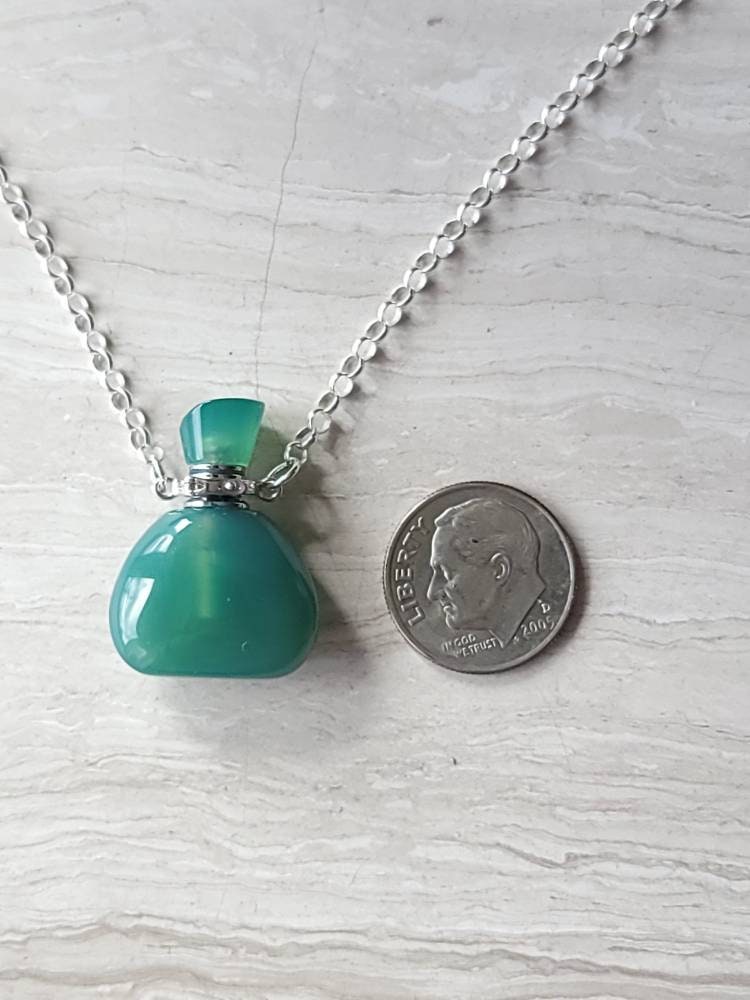 Green gem bottle essential oil necklace