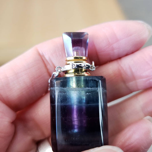 Purple and Green Fluorite Gem Bottle Pendant Necklace for Essential Oils or Perfume, Essential Oil Diffuser, Fluorite Aromatherapy Necklace
