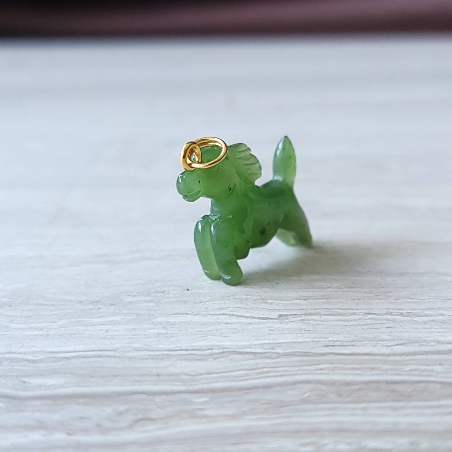 jade prancing horse charm pendant