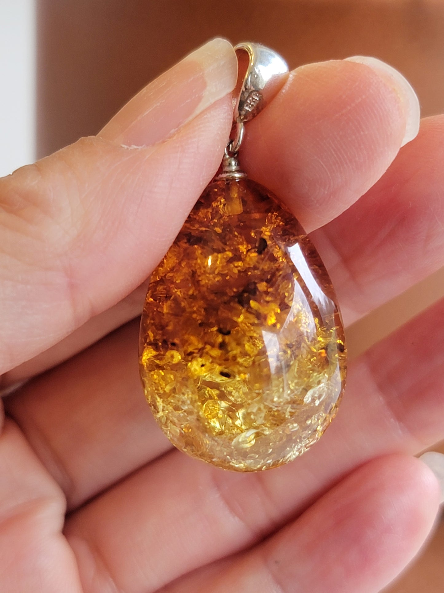 Amber Teardrop Pendant Necklace Ombre Color