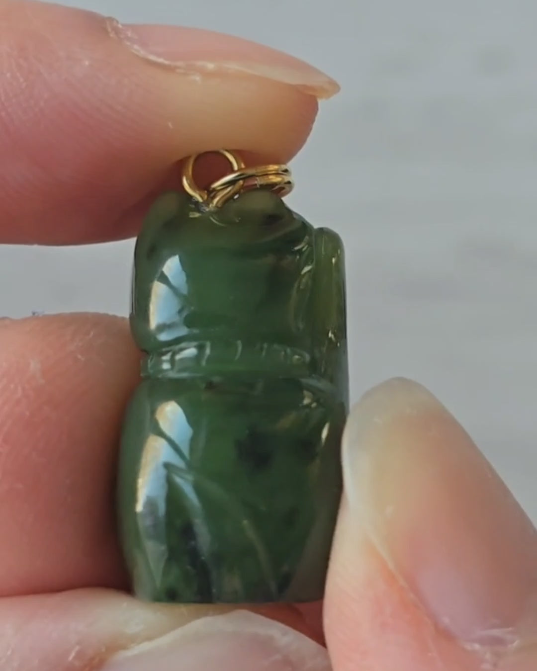 Lucky Jade Cat Maneki-Neko Pendant