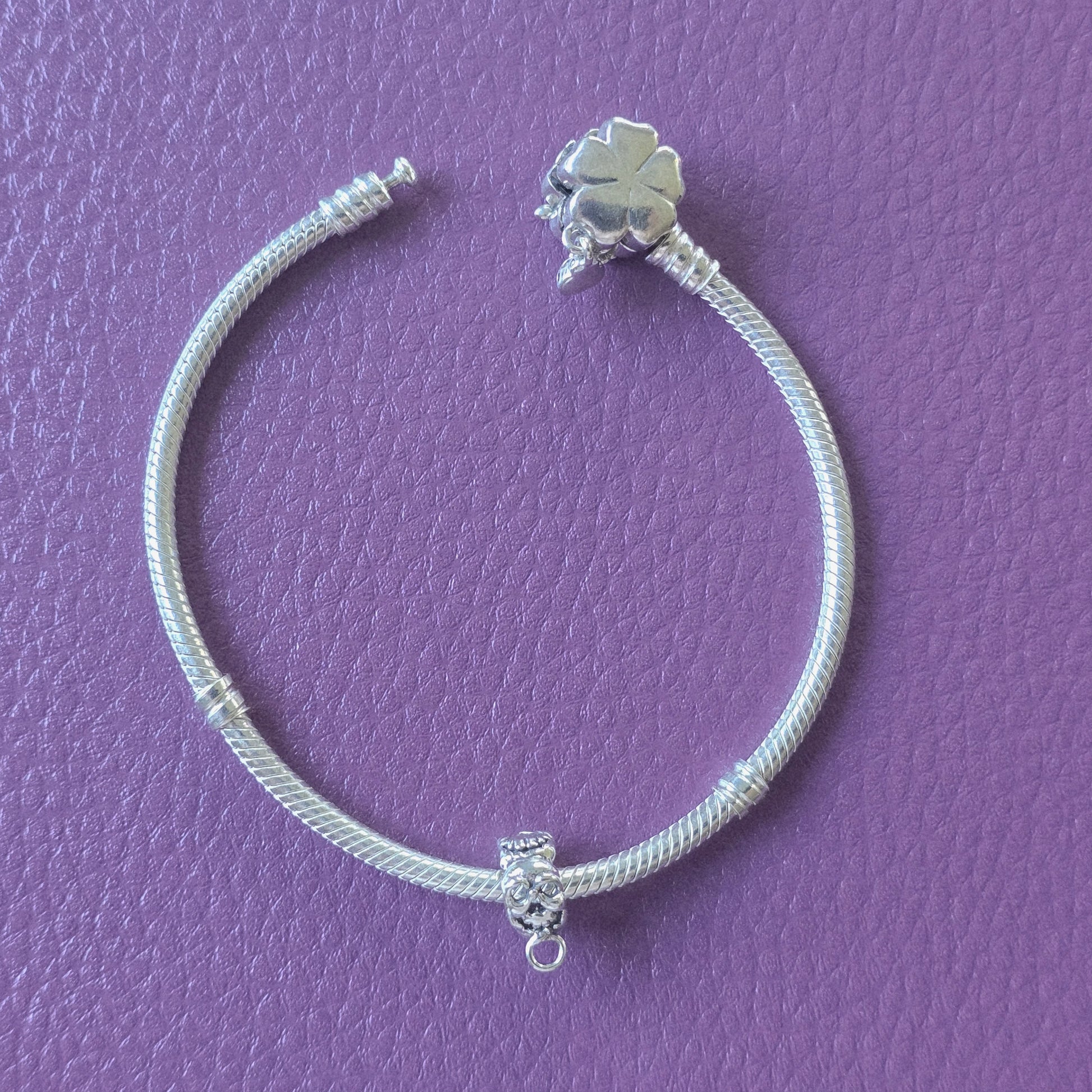 Silver skull charm holder compatible with Pandora bracelets 