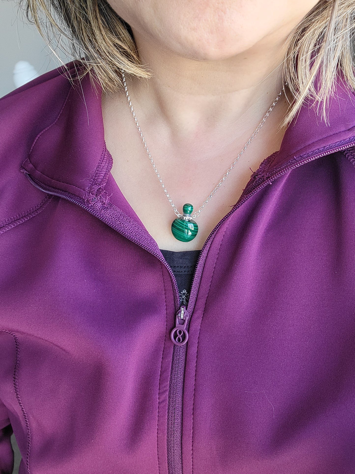 Collier d’aromathérapie avec pierres précieuses malachite