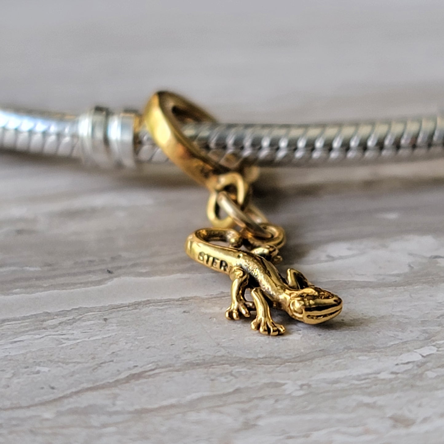 Gold gecko lizard bracelet charm