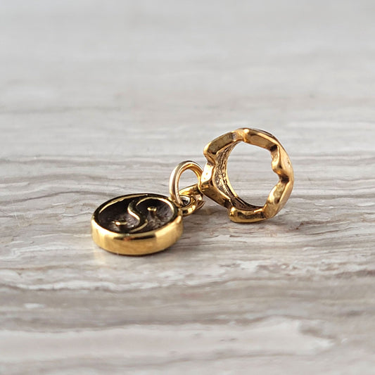 Gold Yin and Yang Bracelet Charm, Fits European Style Braclets