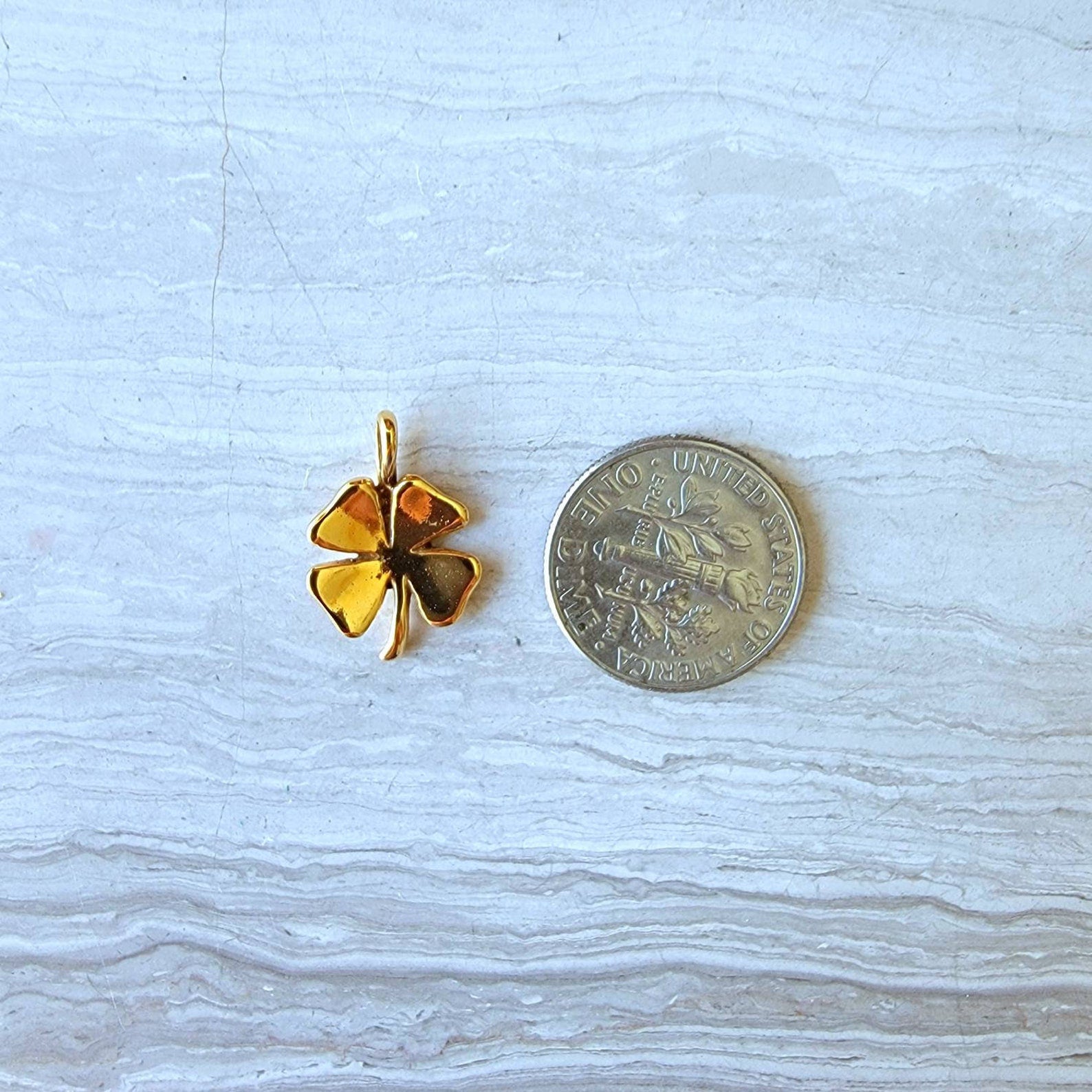 Gold clover charm pendant