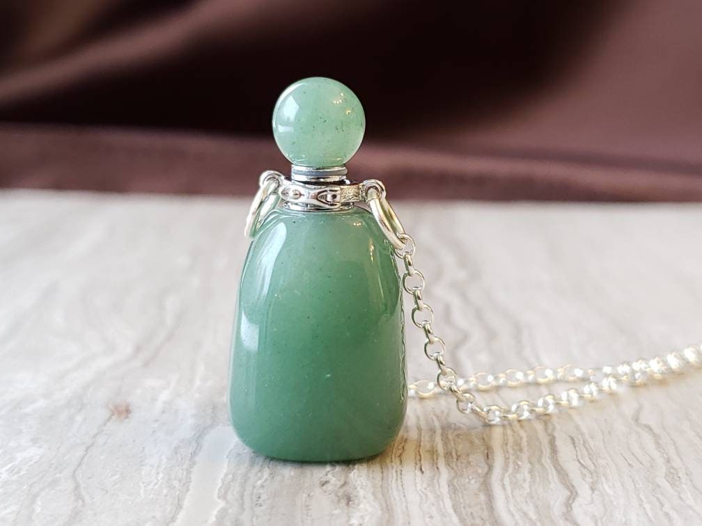 Collier de bouteille en pierre d’aventurine verte, pendentif de bouteille d’huile essentielle, collier d’aromathérapie, collier serpentine, bonne chance