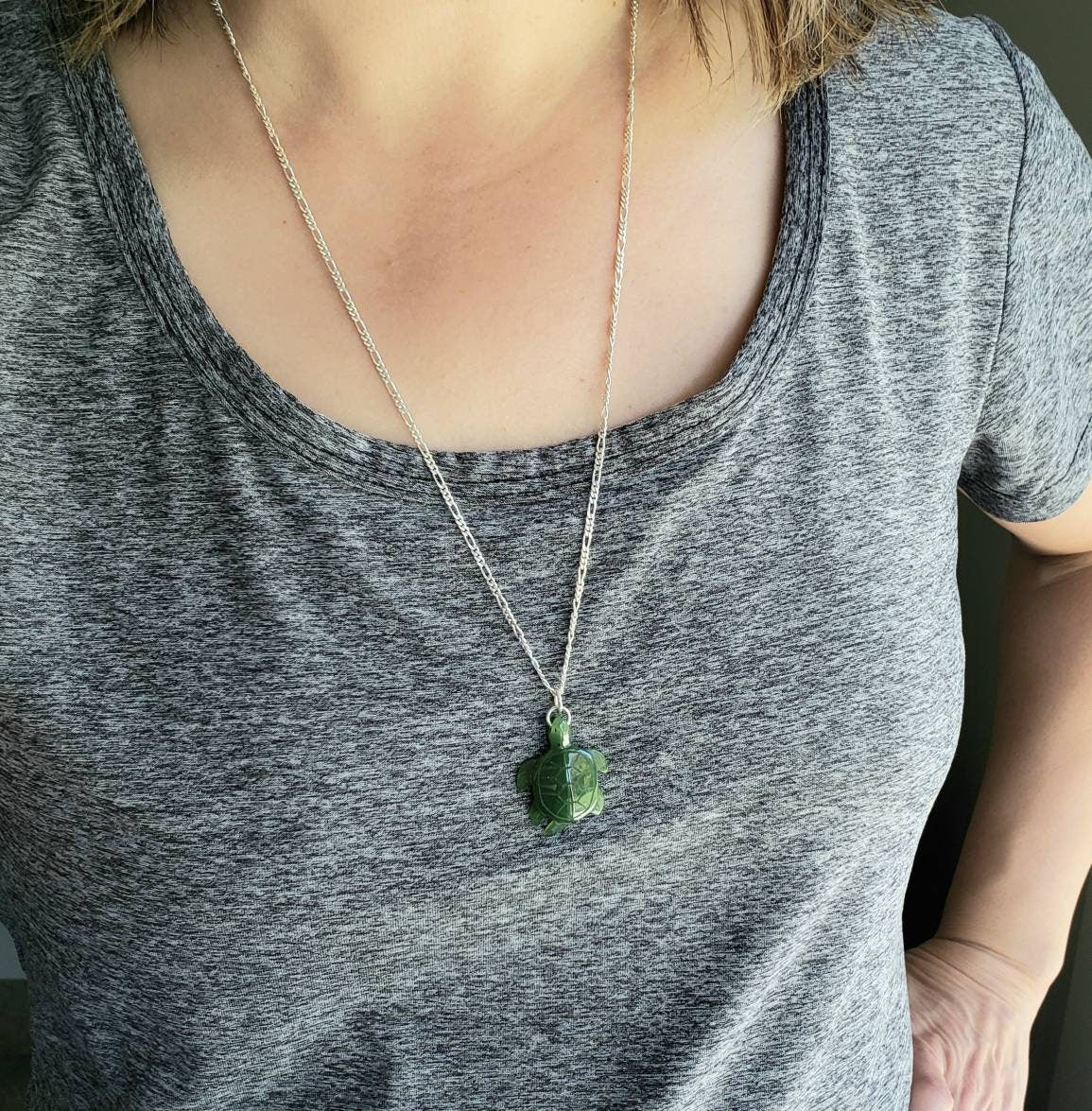 Large green jade turtle necklace