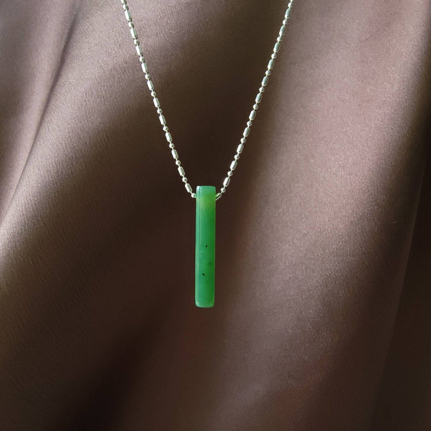 jade pillar pendant