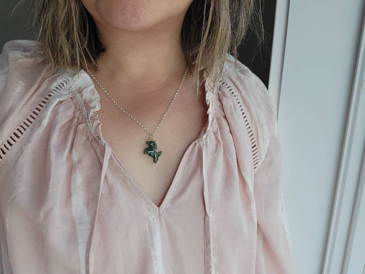 jade prancing horse charm pendant