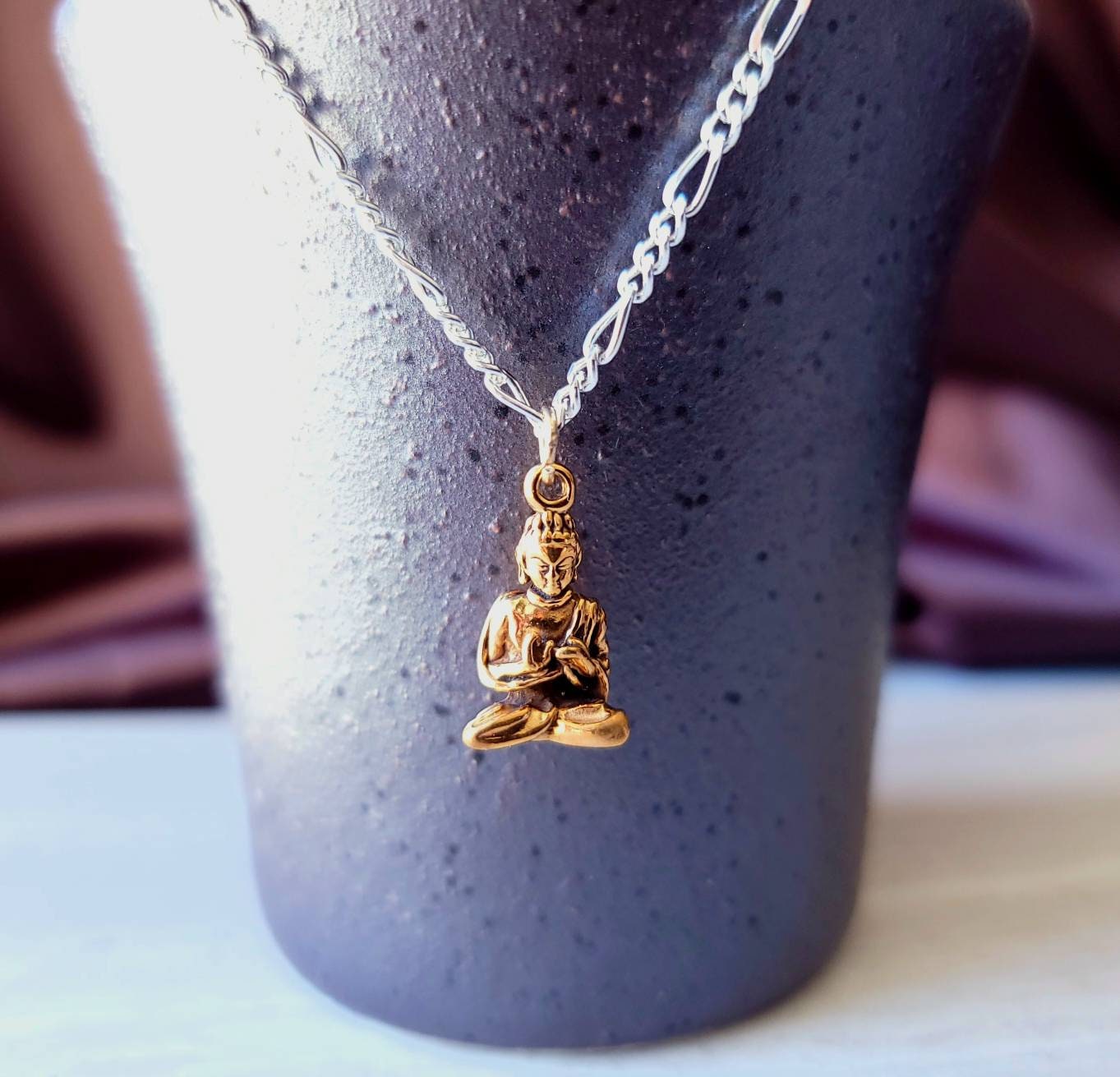 Gold buddha pendant guanyin